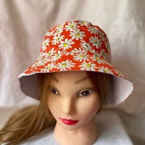 SALE 2/$27 3/$37 4/$45 TRENDY DAISY FLORAL FASHION BUCKET HAT